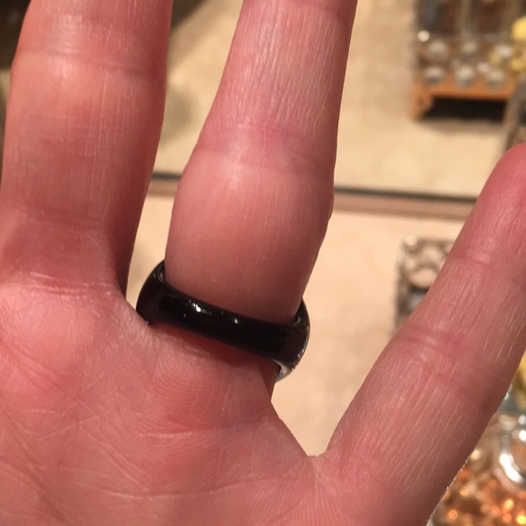 Ring with crystals - Picture 2 of 3